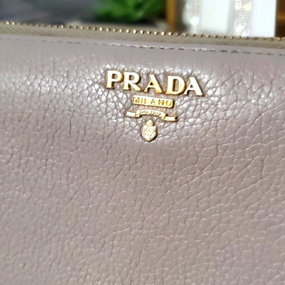 Prada around Zipper Purse Long Wallet - Picture 5 of 16